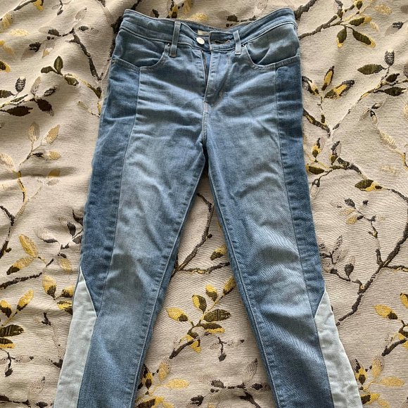 Levi's Jeans - Picture 1 of 7